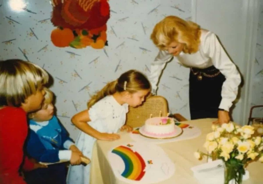 Φωτογραφίες της Ιβάνας Τραμπ από τα παλιά με την κόρη της