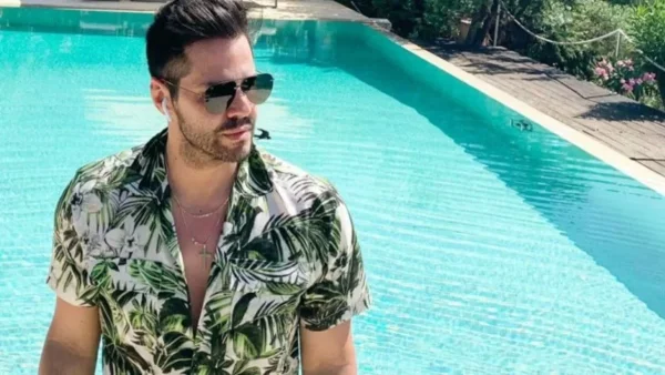 Συνάντηση ''γιγάντων'' στην Πάρο - Ο Τσαλίκης έπεσε πάνω σε γνωστή παρουσιάστρια