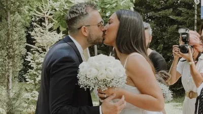 Γιώργος Τσούλης: Γιόρτασαν τα γενέθλια της συζύγου του στην παραλία εν αναμονεί για το παιδί τους