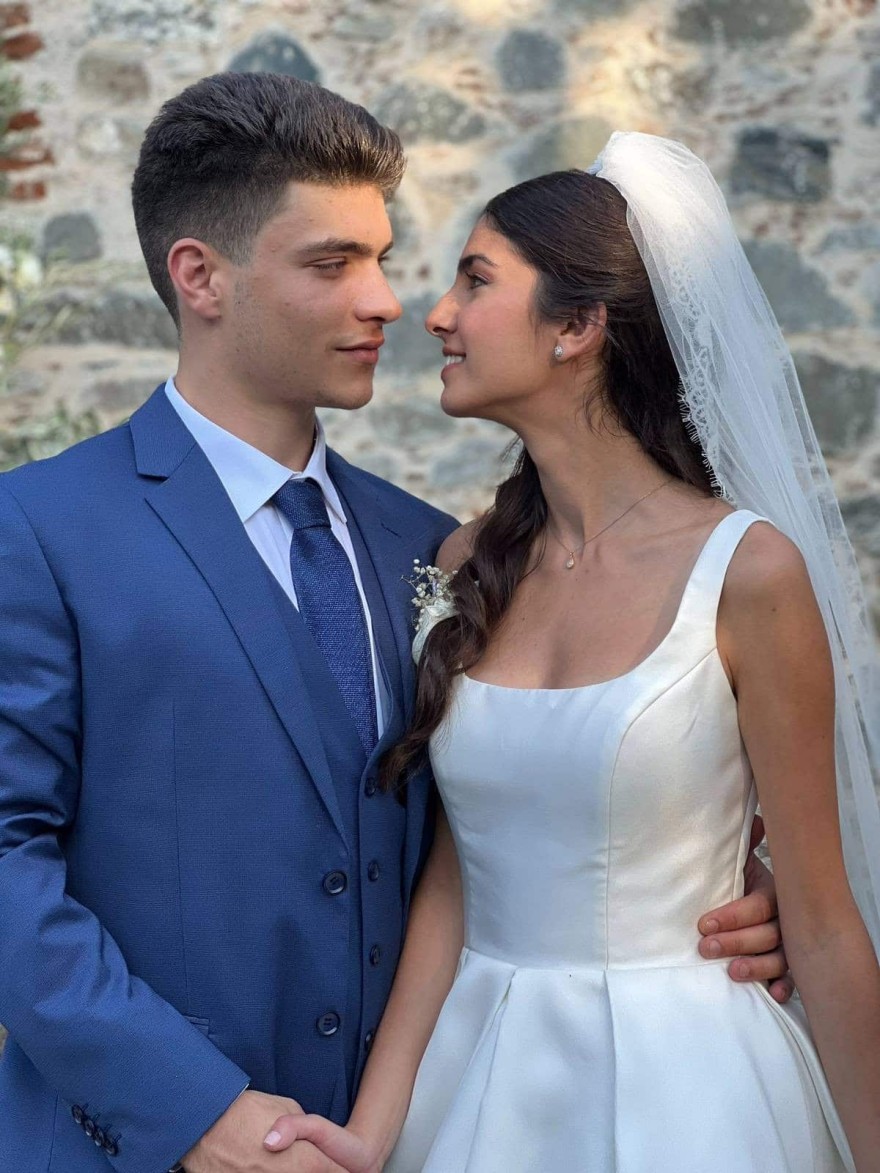 Γη της Ελιάς Βασιλική Φίλιππος