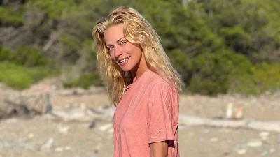 "Να φύγεις και εσύ..." - Η όλο νόημα ανάρτηση της Ζέτας Μακρυπούλια! Δεκάδες σχόλια από κάτω