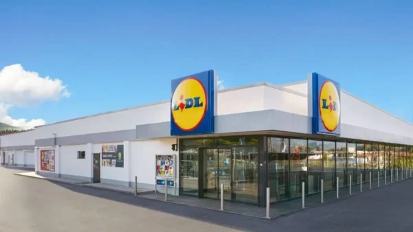 Από σήμερα 29/8 και για 3 ημέρες... - Το αδιαχώρητο από νωρίς το πρωί στα Lidl