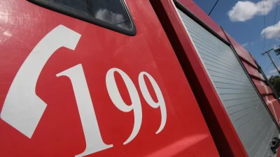 Kλειστή από την Ελευσίνα η Ολυμπία Οδός και στα δυο ρεύματα λόγω της φωτιάς στη Νέα Πέραμο