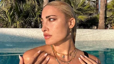 Με crop top που αποκάλυπτε όλη την κοιλιά της - Η «καυτή» εμφάνιση της Ιωάννας Τούνη στον 4ο μήνα της εγκυμοσύνης