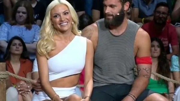 «Με όποια φάτσα εγώ σε αγαπώ!» - Οι τρυφερές ευχές του Σχίζα στην Παναγιώταρου στο Ποζιτάνο