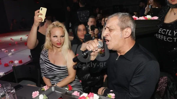 Το "έριξαν" έξω ο Θέμης Αδαμαντίδης και η Βαρβάρα Κίρκη μετά την επανασύνδεσή τους - Για κρασάκι με καλή παρέα