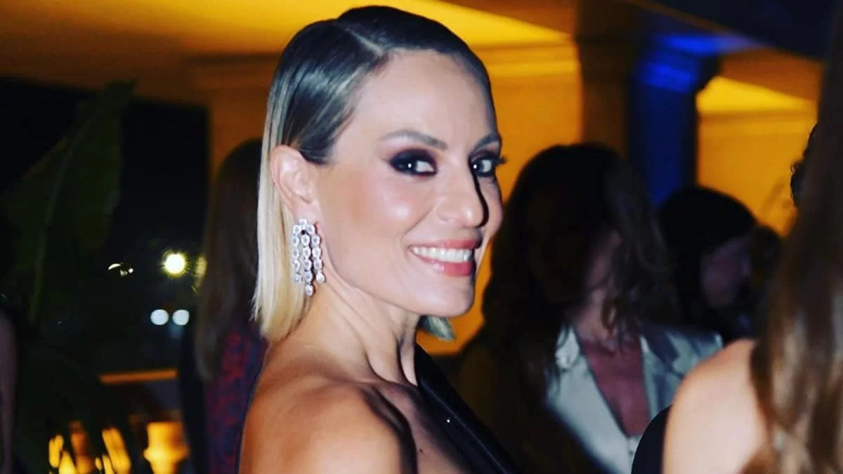 «Ποιον κοροϊδεύει;» - Η Ελεονώρα Μελέτη δημοσίευσε φωτογραφία με πασίγνωστη τραγουδίστρια και την «άδειασε»