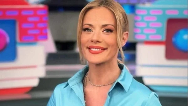 Κορμάρα η Ζέτα Μακρυπούλια στα 44 της - Το απόλυτο μυστικό που την κρατά σε φόρμα στις διακοπές της