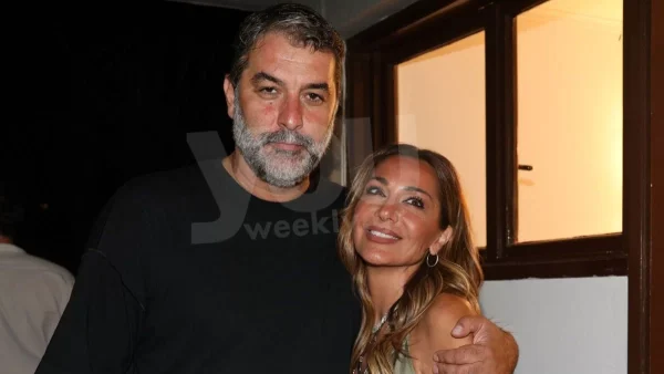 Στο πλευρό του Μπισμπίκη μακριά από τα κοσμικά νησιά - Εκεί πέρασε τον Δεκαπενταύγουστο η Δέσποινα Βανδή