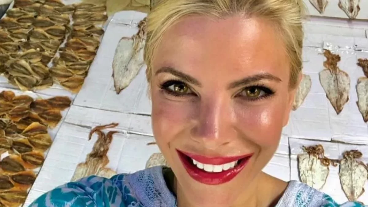 Το παίρνει μαζί της και στην θάλασσα - Τι τρώει η Αντελίνα Βαρθακούρη για να μην πάρει κιλά αλλά και να χορταίνει