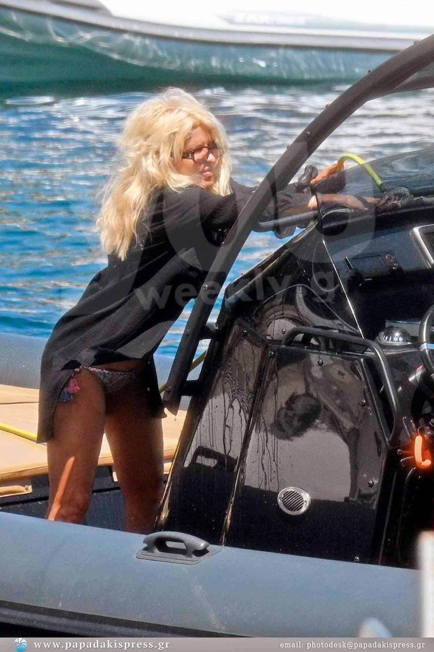 Ελένη Μενεγάκη σκάφος