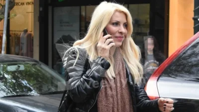 Λάμπει από ευτυχία για την πρεμιέρα της - Το νέο αισιόδοξο μήνυμα της Ελένης Μενεγάκη