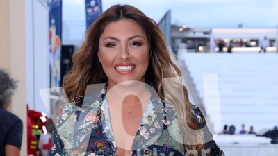 «Δεν πατάω ένα κουμπί για να γίνω...» - Τα μυστικά της Παπαρίζου για να σαγηνεύει τα πλήθη