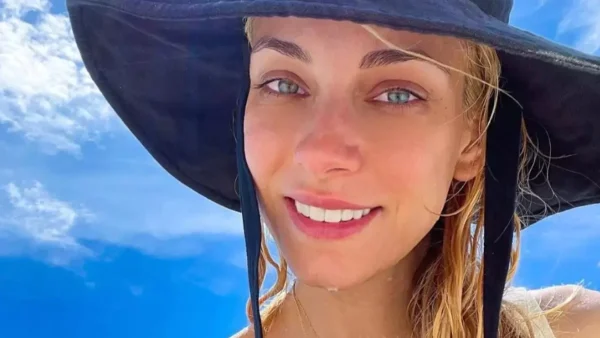 Βίντεο με πρωταγωνίστρια την Δούκισσα Νομικού κάνει τον γύρο του διαδικτύου - Δεκάδες αντιδράσεις