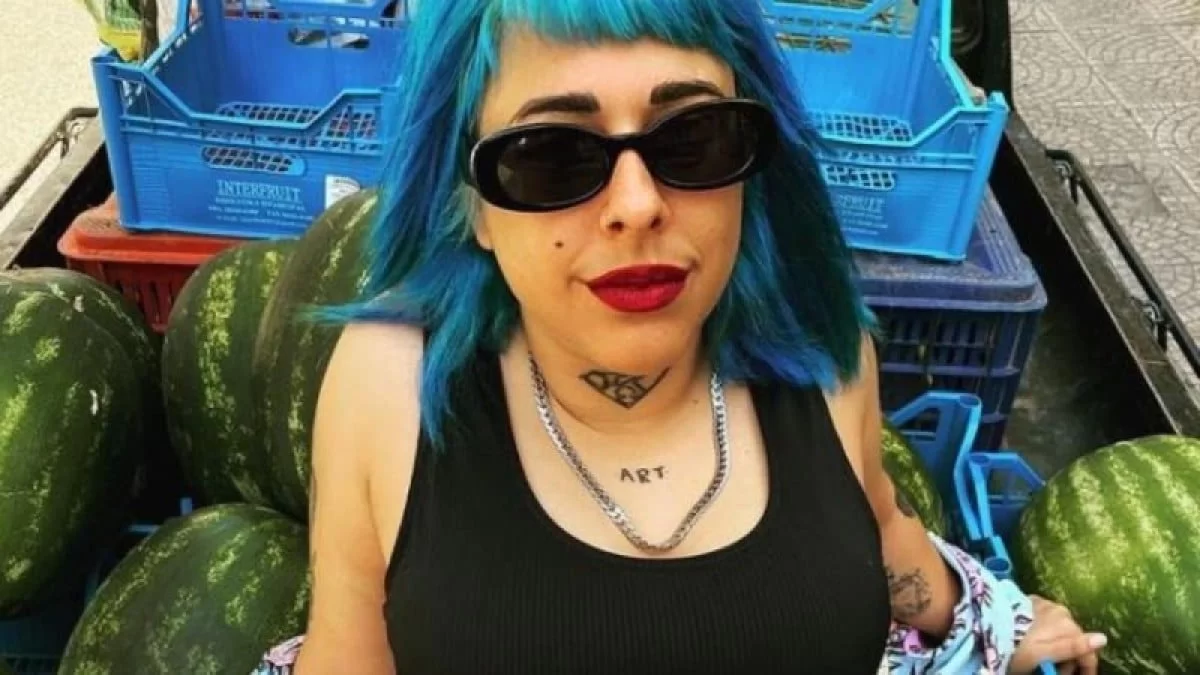 Τα άφησε όλα πίσω της η Super Κική - Βίντεο από τις διακοπές της στην Ικαρία μετά την αποβολή της