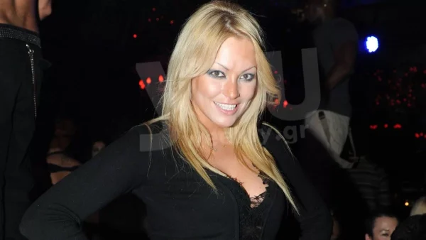 Συγκλονίζει η Άξια Ανδρεαδάκη για το άγνωστο οικογενειακό δράμα της - «Θέλω να λυτρωθώ για όσα με βασανίζουν»