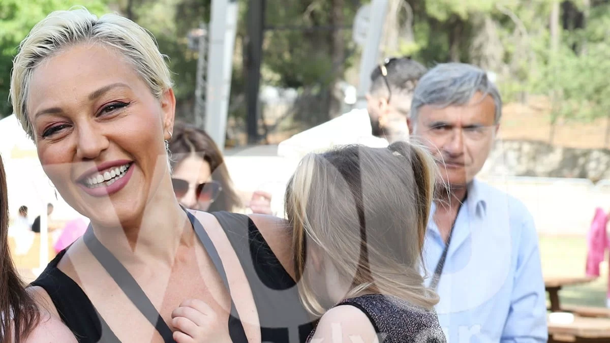 Συγκινημένη μανούλα η Πηνελόπη Αναστασοπούλου - Έχει μεγαλώσει πολύ η κόρη της