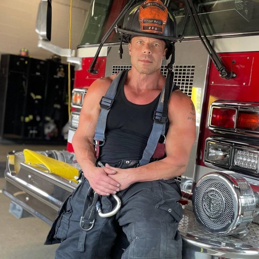 Ο σύντροφος της Αννέτ Αρτάνι, Καρλ