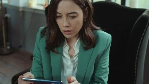 Άπιστος: Το σκάνδαλο πλησιάζει και θα τους παρασύρει όλους - Τρόμος με την εξαφάνιση της Ντερίν