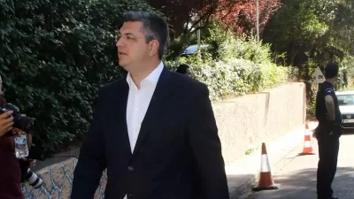 Εσπευσμένα στο νοσοκομείο ο Απόστολος Τζιτζικώστας