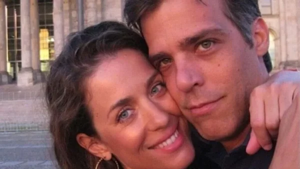 ''Η μέρα που ξεκίνησε το πιο μαγικό ταξίδι της ζωής μας'' - Επέτειος γάμου για Αρκουμανέα και Αντωνοπούλου