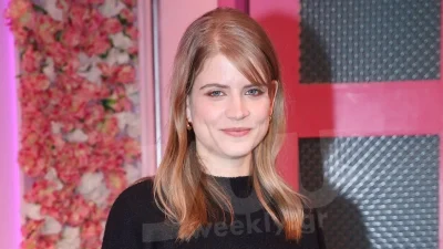 Ο έρωτας της πάει - Πιο ευτυχισμένη από ποτέ η Δανάη Μιχαλάκη στα στενά της Σίφνου