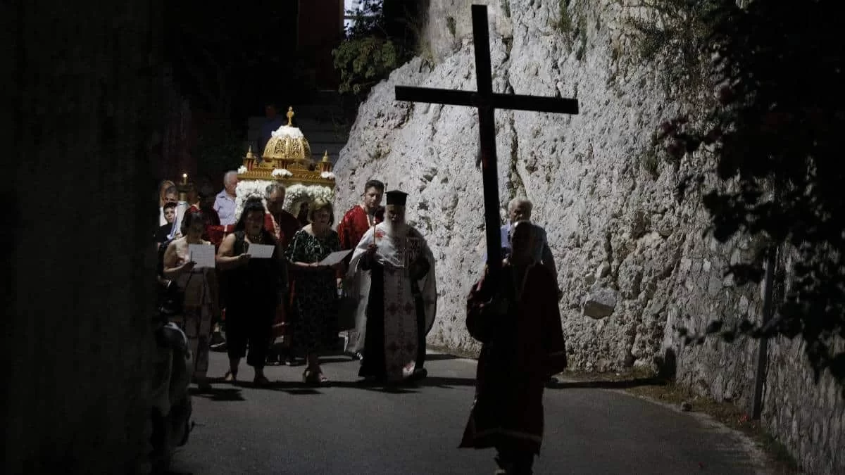 Δεκαπενταύγουστος: Τι γιορτάζουμε, τι συμβολίζει και ποια είναι τα έθιμα