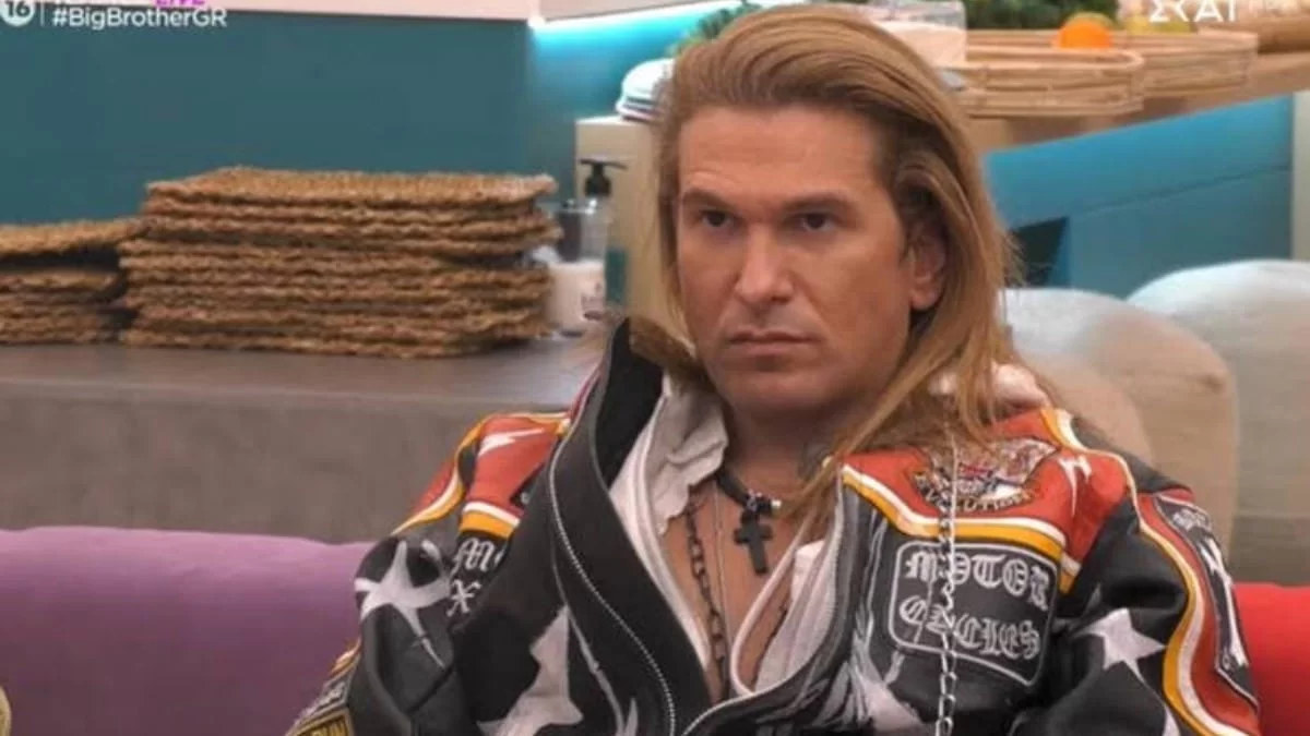 Πιο φουσκωτός και με πιο ξανθά μαλλιά - Πώς είναι 2 χρονιά μετά το Big Brother ο Δημήτρης Πυργίδης