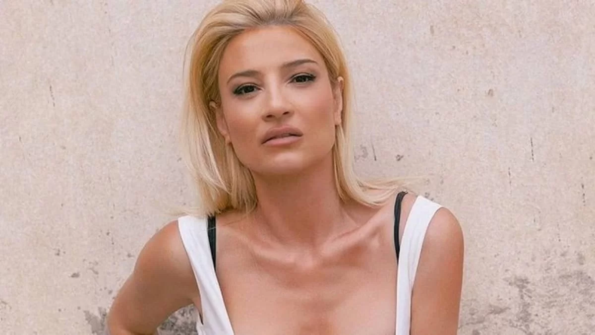 Κάτι την έχει πληγώσει και το λέει με μισόλογα - Η αινιγματική ανάρτηση της Φαίης Σκορδά στο instagram