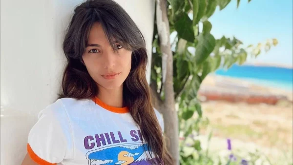 Υπέρκομψο και sexy: Το μαύρο φόρεμα της Ηλιάνας Παπαγεωργίου -  Το τέλειο total black look