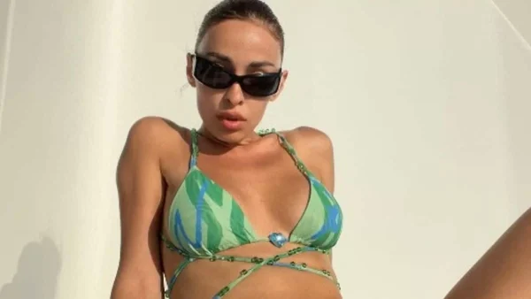 Ήρθε μετά τις φήμες για εγκυμοσύνη - Η φωτογραφία της Ελένης Φουρέιρα με αποκαλυπτικό μπικίνι