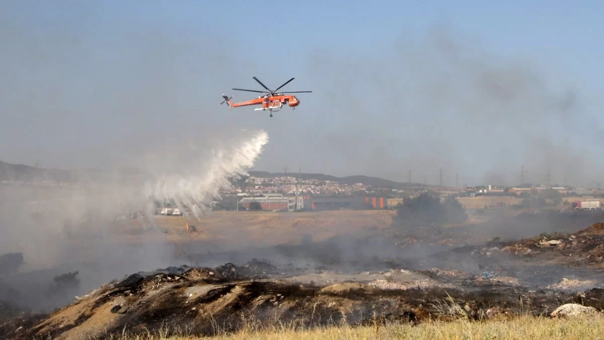 Μεγάλη φωτιά στο Ωραιόκαστρο