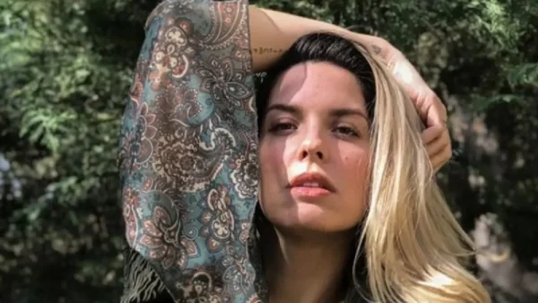 Στιγμές ευτυχίας για τη Μαντώ Γαστεράτου - Στο σπίτι με το νεογέννητο και τον μικρό Γιώργο