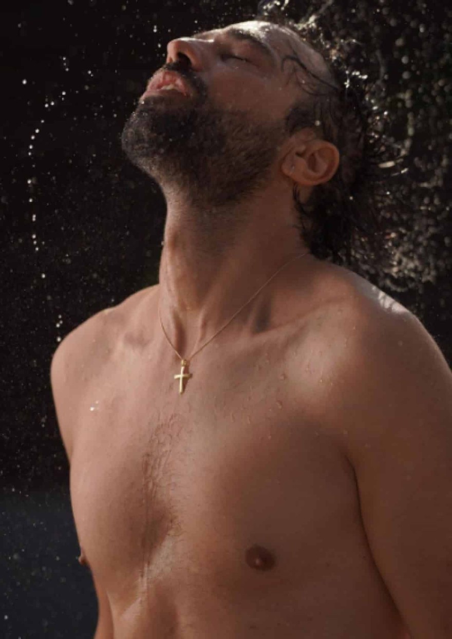 Ανδρέας Γεωργίου - ημίγυμνος