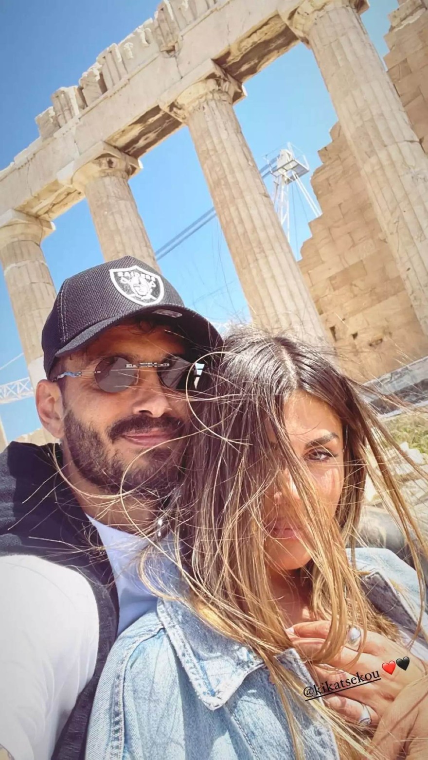 Ο Σάββας Γκέντσογλου με την Κίκα Τσέκου στην Ακρόπολη