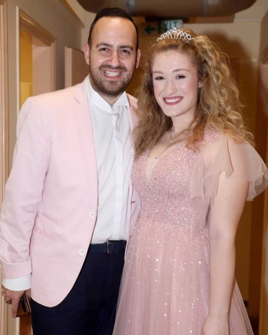 Ιλάειρα Ζήση - Μαυρίκιος Μαυρικίου