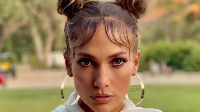 Space Buns: Το χτένισμα που θα κάνεις για το υπόλοιπο του καλοκαιριού - Δημιούργησε το, όπως η Jennifer Lopez