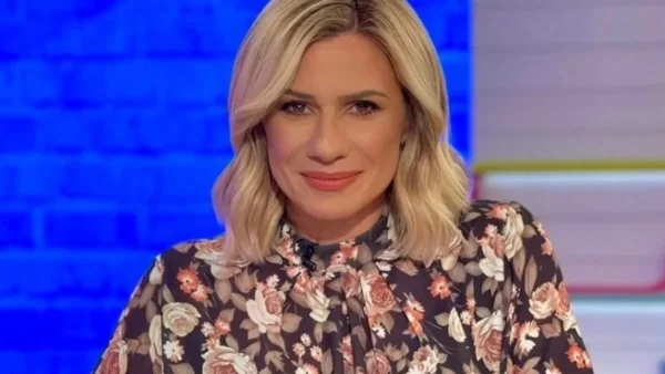 Αγνώριστος ο γιός της Καραβάτου - Οι φωτογραφίες που δείχνουν πόσο μεγάλωσε ο μικρός Αρίωνας