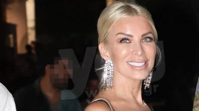 "Σε λίγες ημέρες..." - Η Κατερίνα Καινούργιου ανακοίνωσε το γάμο με μια φωτογραφία από την πρόταση