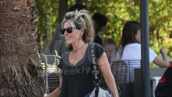 Τρομακτικά ίδια η Κατερίνα Λάσπα με τις δύο κόρες της - Έχουν γίνει μεγάλες κοπέλες πια