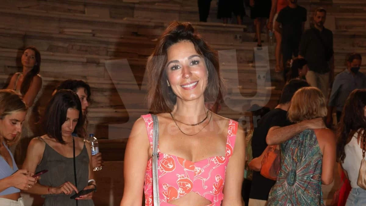 Η φωτογραφία της Κατερίνας Παπουτσάκη με φούξια μπικίνι και χωρίς ίχνος φίλτρου στα πόδια