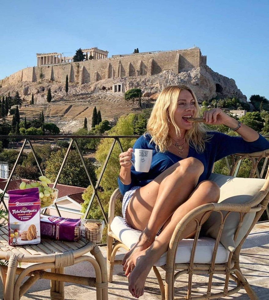 Σμαράγδα Καρύδη μπαλκόνι