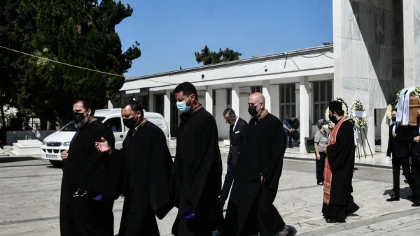 Tραγωδία Χαλκιδική: Με μεγάλη συγκίνηση ειπώθηκε το τελευταίο αντίο στον 15χρονο