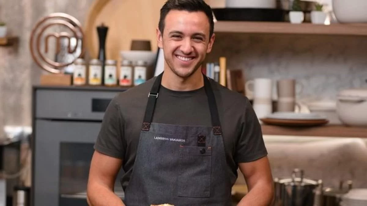 "Έσπασε" τη σιωπή του και έδωσε εξηγήσεις - Γιατί είχε εξαφανιστεί ο νικητής του MasterChef Λάμπρος Βακιάρος