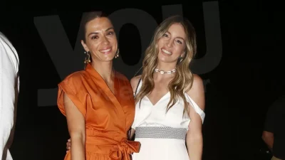 «Η κοπέλα τρελάθηκε» - Το βίντεο της Λασκαράκη και την Οικονομάκου από βραδινή έξοδό τους στην Κρήτη