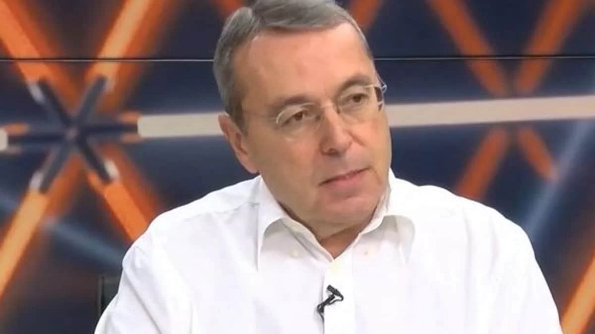 Από τα δελτία ειδήσεων αγκαλιά με τα εγγονάκια του - Ο Αιμίλιος Λιάτσος όπως δεν τον έχετε ξαναδεί