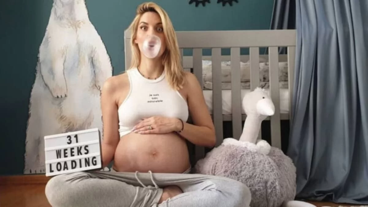 Μπήκε στο μαιευτήριο η Μαντώ Γαστεράτου - Γεννάει από λεπτό σε λεπτό