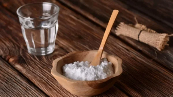 Κι όμως: Η μαγειρική σόδα σε συνδυασμό με ένα 1 υλικό μπορεί να καταπολεμήσει μια σοβαρή ασθένεια