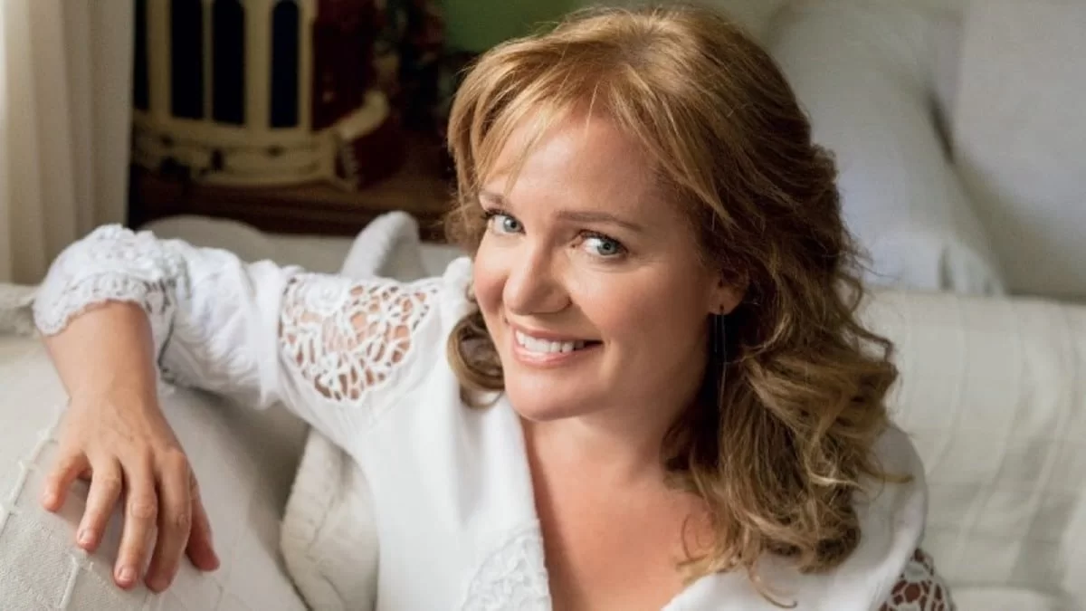 Άφησε πίσω της το ξανθό - Αγνώριστη η Μαρία Καβογιάννη με την αλλαγή που τόλμησε