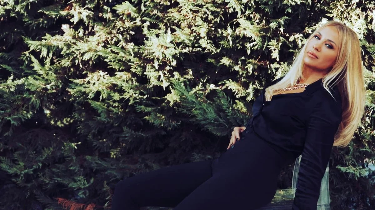 Γενέθλια για τη Γωγώ Μαστροκώστα - Έτσι της ευχήθηκε η κόρη της Βικτώρια